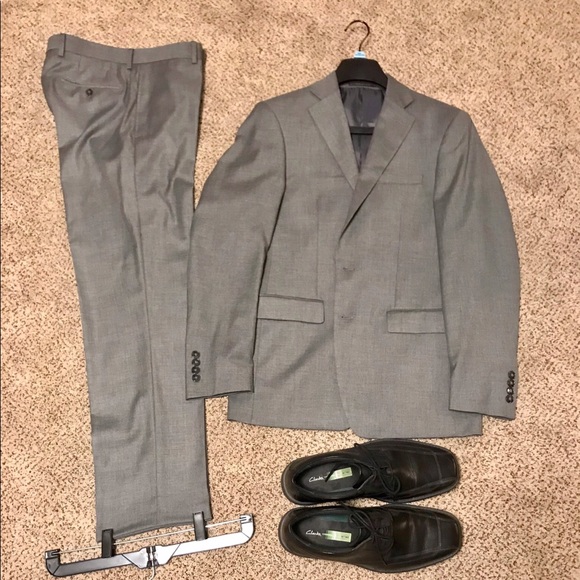 Calvin Klein dress suit with a pair of Clark’s - Picture 1 of 1